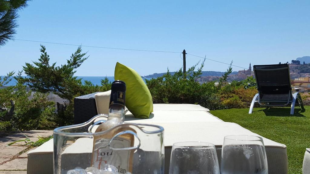 Cap Au Sud,Vue Panoramique Mer,Piscine Menton Exterior foto